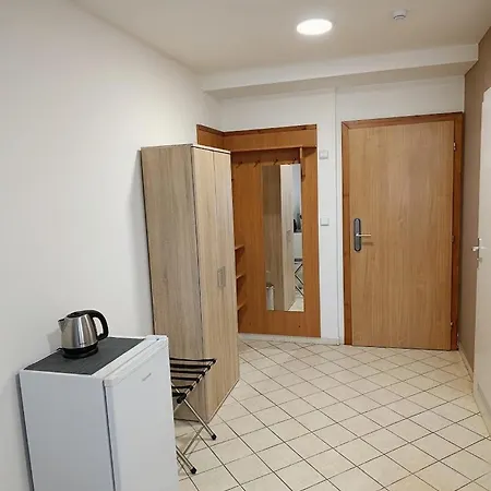 Hotel 28